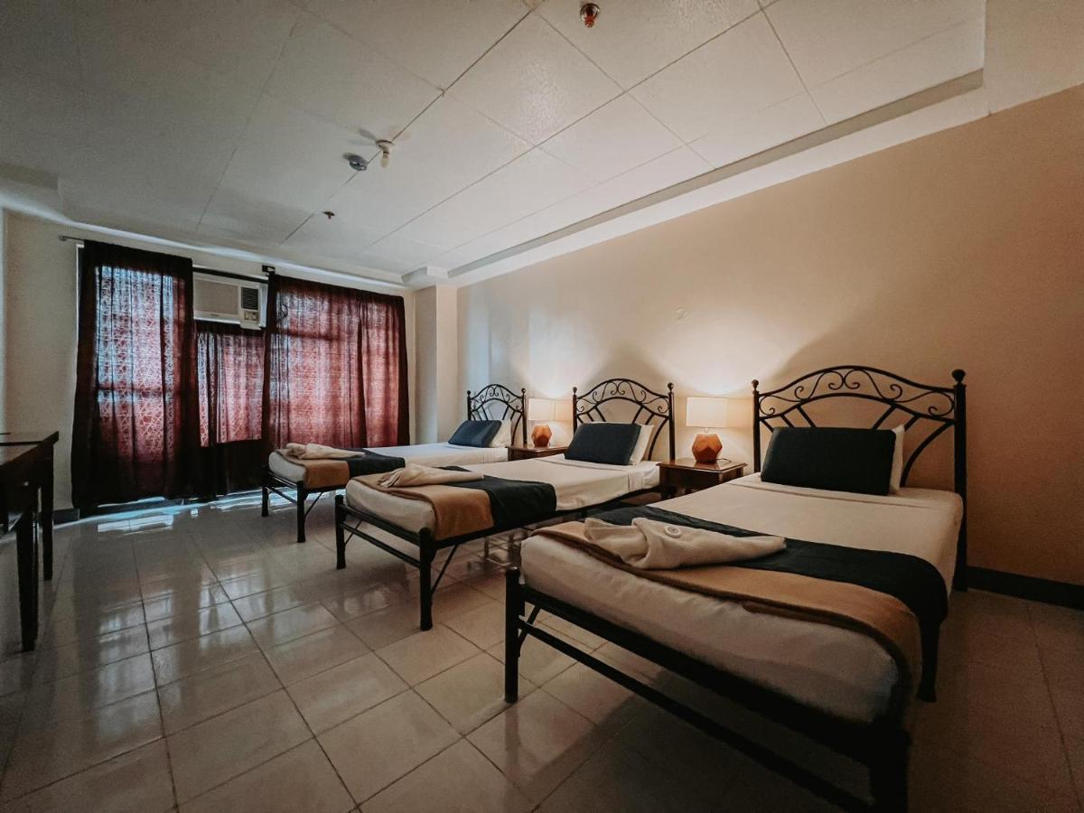 Fuente Hotel De Cebu Exteriér fotografie