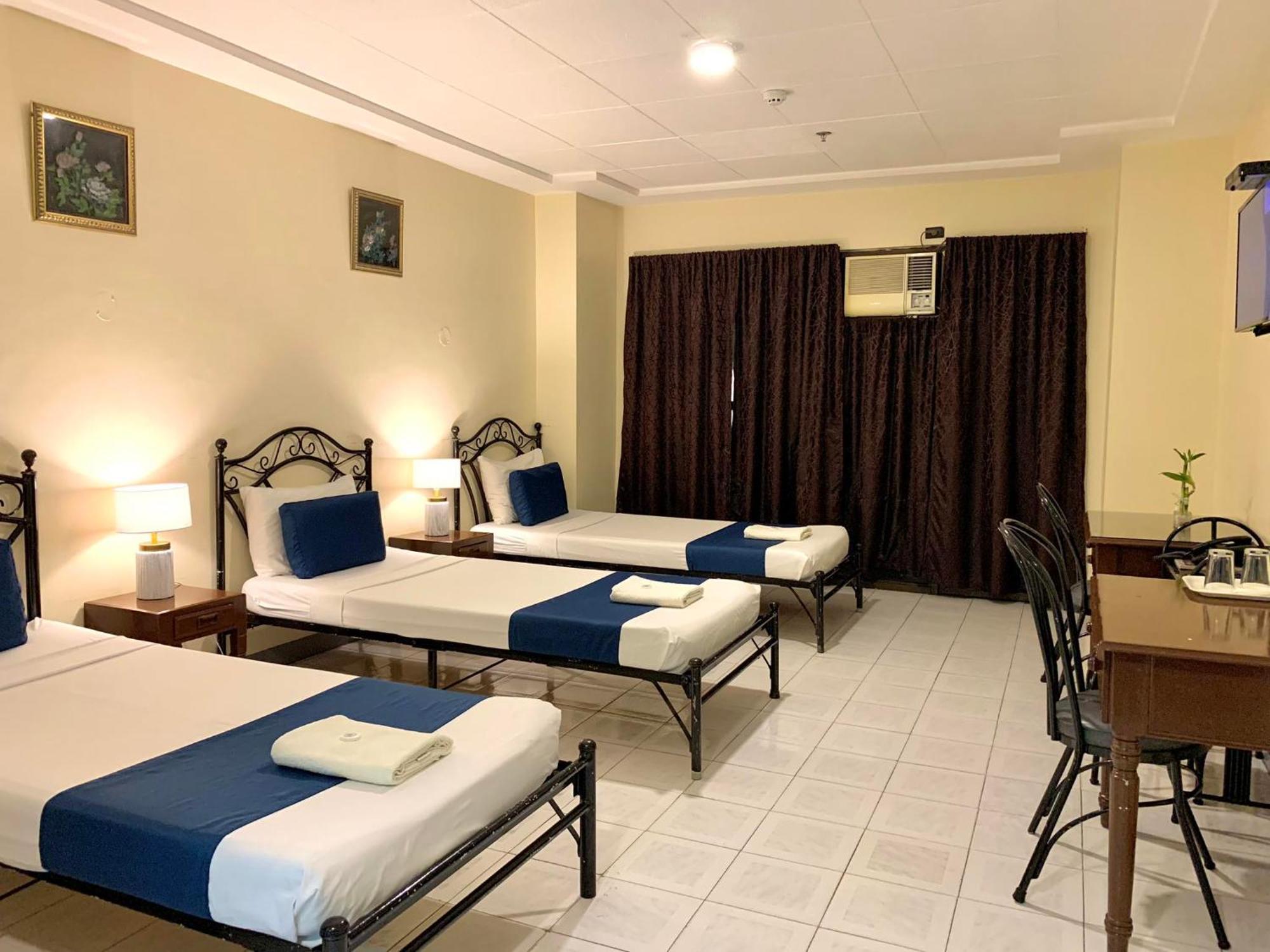 Fuente Hotel De Cebu Exteriér fotografie