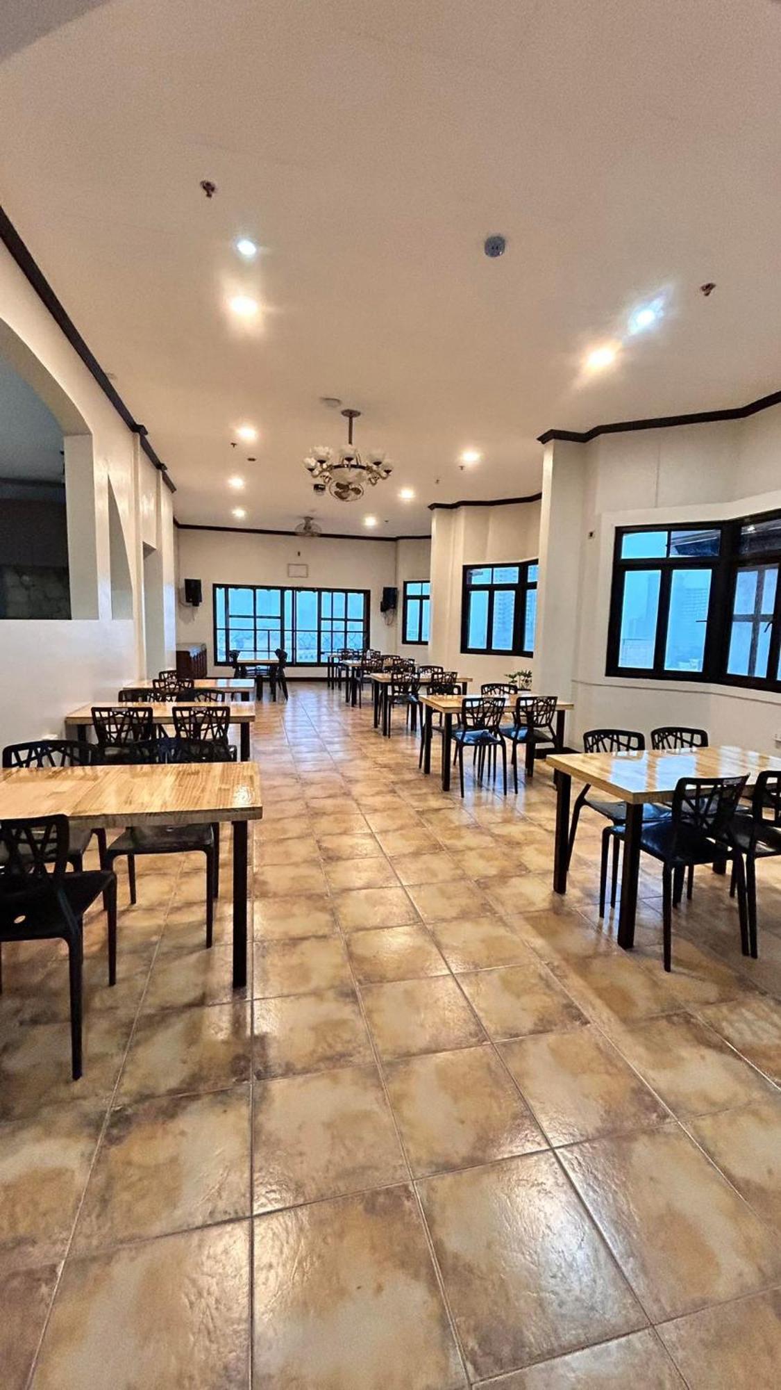 Fuente Hotel De Cebu Exteriér fotografie